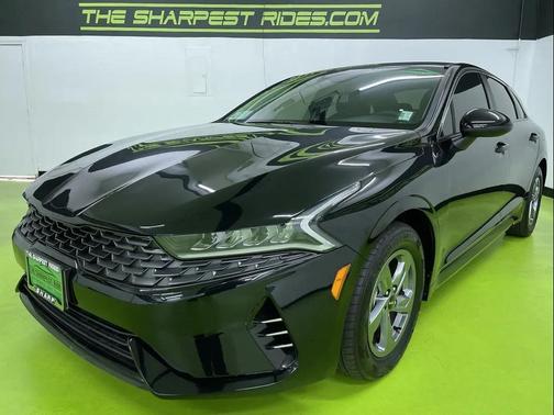 Black 2023 Kia K5 LXS