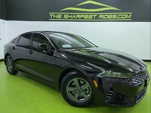 Black 2023 Kia K5 LXS