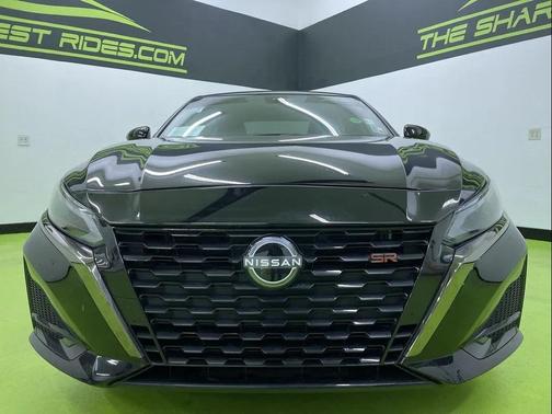 2024 Nissan Altima SR FWD