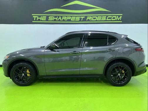Gray 2019 Alfa Romeo Stelvio Base