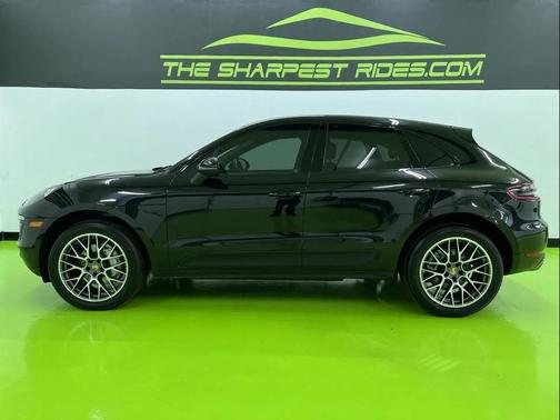Black 2016 Porsche Macan Macan S