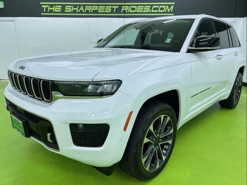 White 2023 Jeep Grand Cherokee Overland