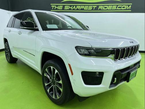 White 2023 Jeep Grand Cherokee Overland