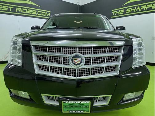 2014 Cadillac Escalade Platinum Edition