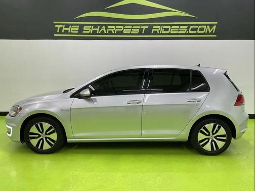2016 Volkswagen e-Golf SE