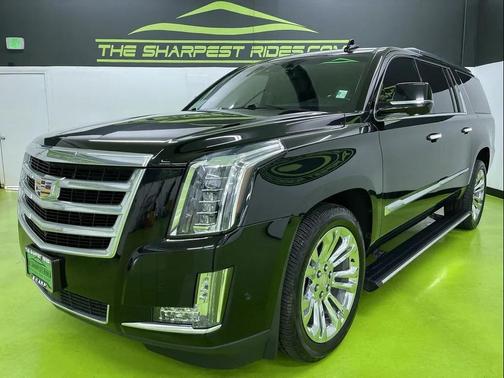 2017 Cadillac Escalade ESV Premium Luxury
