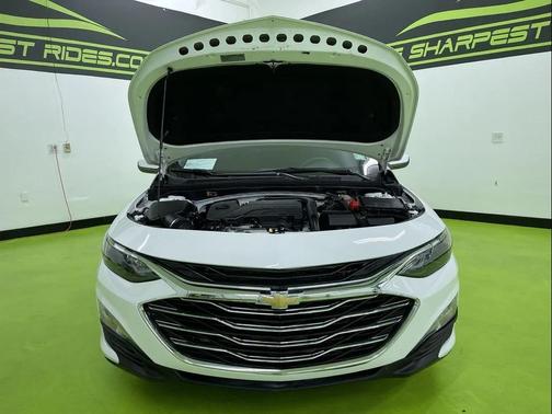 2021 Chevrolet Malibu FWD LT