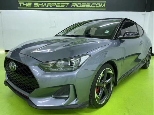 2019 Hyundai Veloster Base