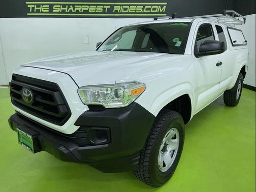2022 Toyota Tacoma SR