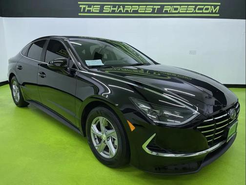2023 Hyundai SONATA SE