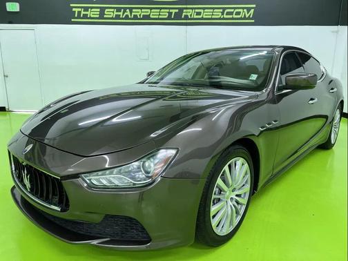 Brown 2015 Maserati Ghibli Base