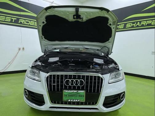 White 2016 Audi Q5 2.0T Premium Plus