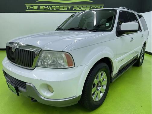 2003 Lincoln Navigator Base
