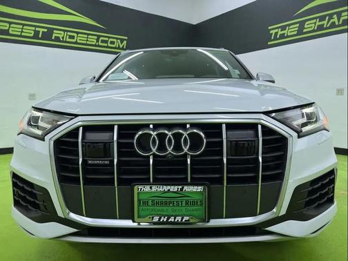 White 2022 Audi Q7 55 Premium Plus