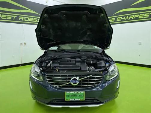 2015 Volvo XC60 T6 Platinum