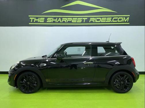 2021 MINI Hardtop Cooper