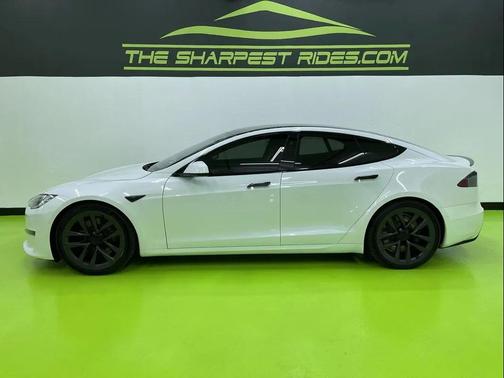 2021 Tesla Model S Plaid