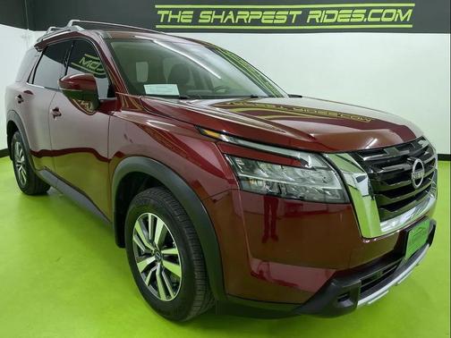 2024 Nissan Pathfinder SL 4WD