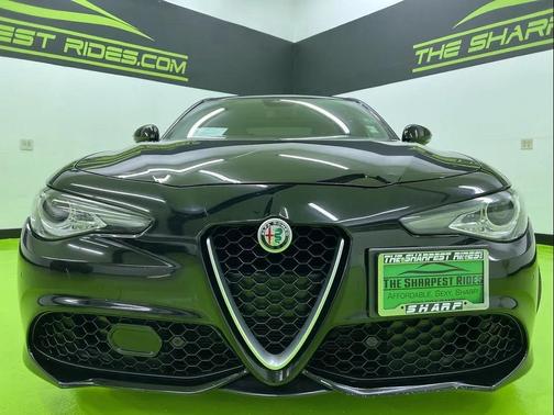 Black 2019 Alfa Romeo Giulia Ti Sport