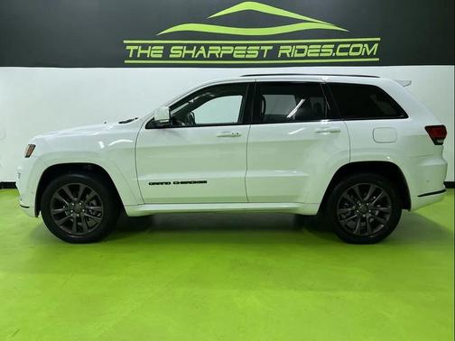 White 2019 Jeep Grand Cherokee High Altitude