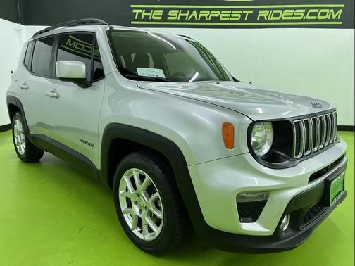 Silver 2019 Jeep Renegade Latitude