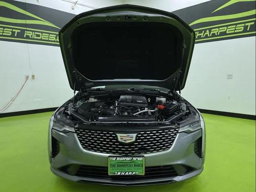 2022 Cadillac CT4 Luxury