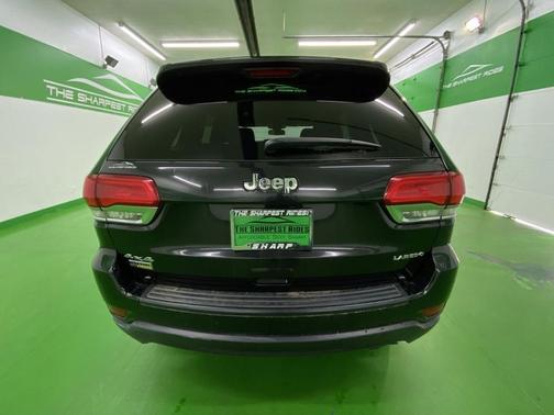 Photo 4 of 18 of 2015 Jeep Grand Cherokee Laredo