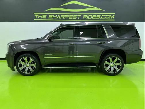 Gray 2017 GMC Yukon Denali