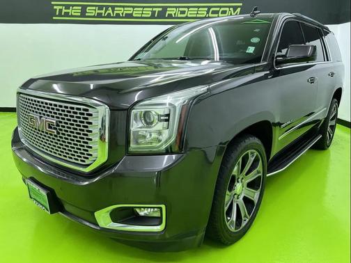 Gray 2017 GMC Yukon Denali