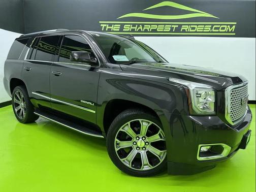 Gray 2017 GMC Yukon Denali