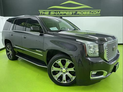 Gray 2017 GMC Yukon Denali