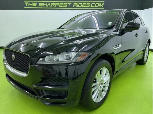 2019 Jaguar F-PACE Prestige