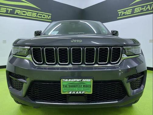 2023 Jeep Grand Cherokee Laredo
