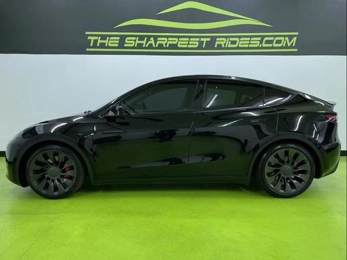 2022 Tesla Model Y Performance Dual Motor All-Wheel Drive