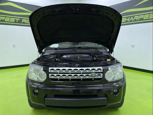 2013 Land Rover LR4 Base