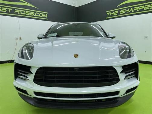 2021 Porsche Macan Base