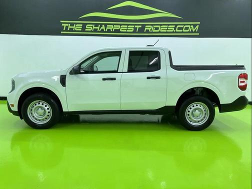 White 2025 Ford Maverick XL
