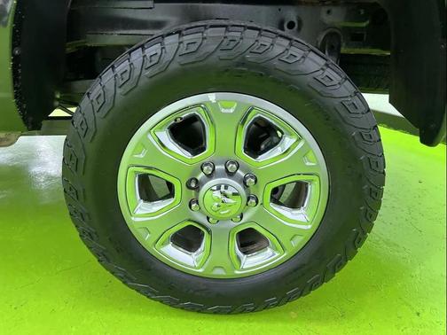 Black 2018 RAM 2500 Lone Star Crew Cab 4x4 8' Box
