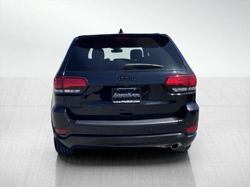 2022 Jeep Grand Cherokee Laredo