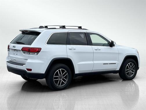 2020 Jeep Grand Cherokee Laredo