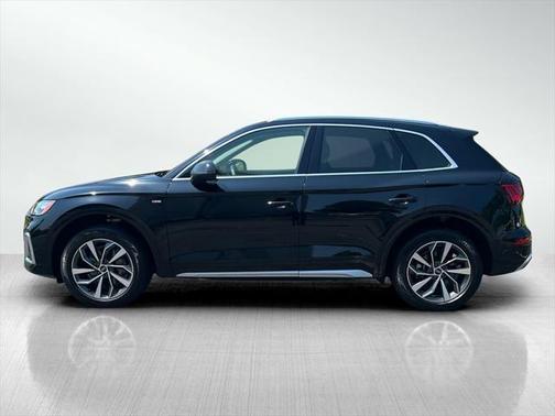 2022 Audi Q5 45 S line Premium