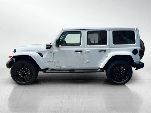 2022 Jeep Wrangler Unlimited 4xe Sahara