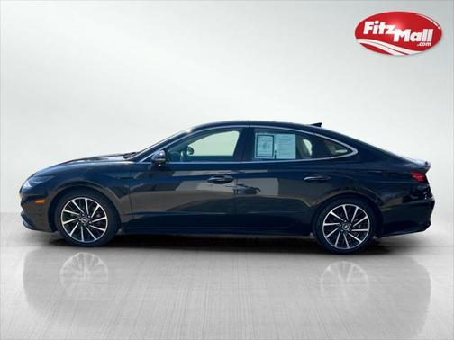 2022 Hyundai SONATA Limited