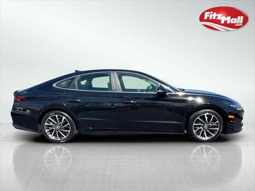 2022 Hyundai SONATA Limited