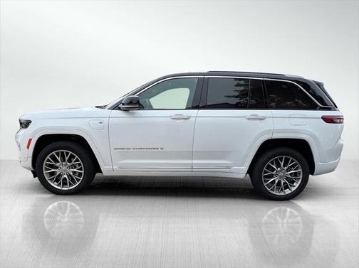 2022 Jeep Grand Cherokee 4xe Summit