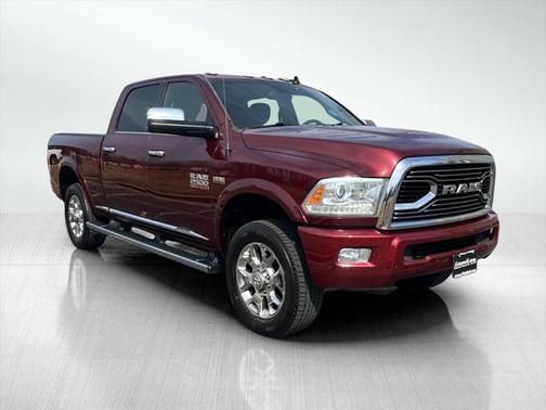 2017 RAM 2500 Limited Crew Cab 4x4 6'4' Box