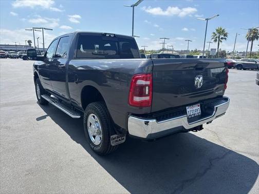 2024 RAM 2500 Tradesman Crew Cab 4x4 6'4' Box