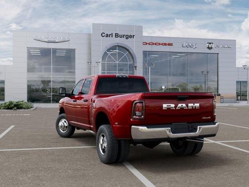Molten Red Pearlcoat 2026 RAM 3500 Tradesman Crew Cab 4x4 8' Box