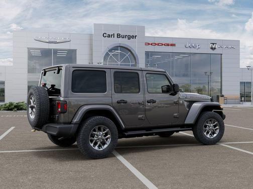 Black Clearcoat 2026 Jeep Wrangler 85th Anniversary