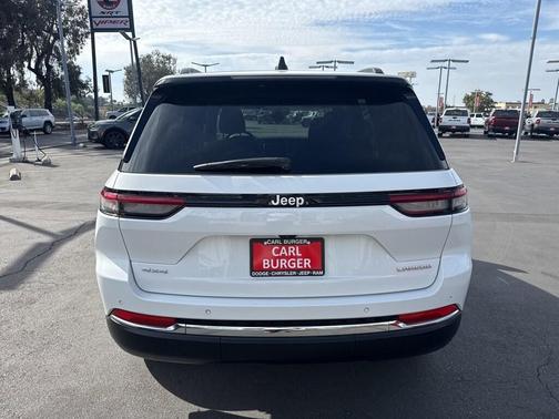 2024 Jeep Grand Cherokee Laredo